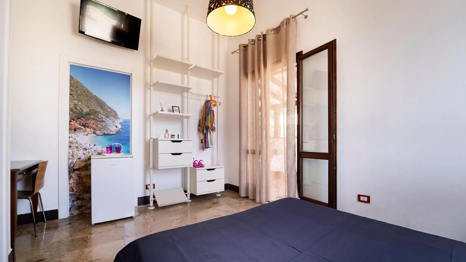 Kore Rooms Castellammare del Golfo 3*,  Italy